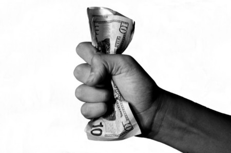 El gobierno le mete mano al crowdfunding: impondrá límites a las campañas y a las aportaciones