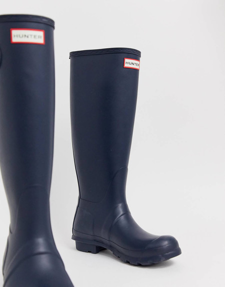 Estas botas de agua Hunter tan prácticas están en oferta por 105,99 euros  con las rebajas de ASOS