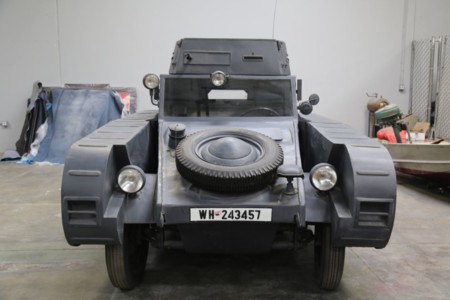 ¡Este Kübelwagen Porsche Type 82/3 es todo lo que necesitas para aparentar que tienes un tanque nazi!