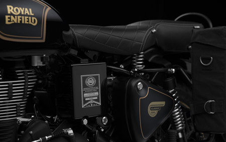 Royald Enfield Tribute Black Edicion Limitada