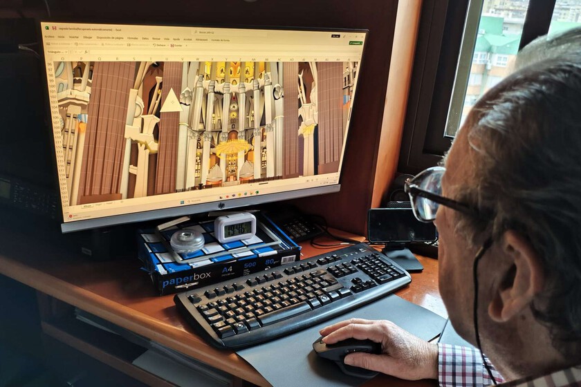 Muchas veces el arte es inexplicable, y un jubilado de Málaga usa la herramienta más ilógica para crearlo: Excel
