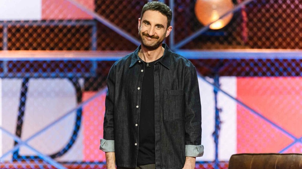 RTVE está echando de menos a Buenafuente y a Marc Giró. Y su sustituto tiene un duro desafío por delante