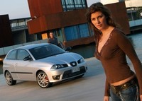 Un Ibiza por tres euros y un León por cinco 