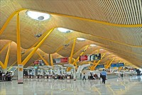 Madrid-Barajas: colocan simuladores de tarifas de taxis 