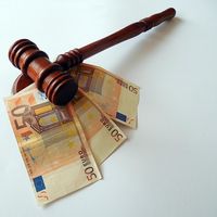 ¿Trabajas como autónomo sin estar dado de alta en el RETA? Cuidado, las consecuencias pueden ser muy severas