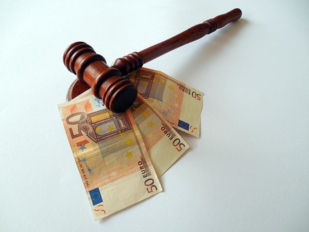 ¿Trabajas como autónomo sin estar dado de alta en el RETA? Cuidado, las consecuencias pueden ser muy severas