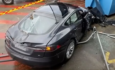 Apertura Tesla