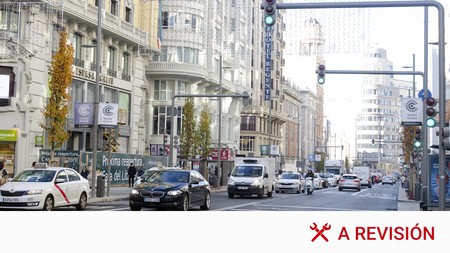 Soy un turista en Madrid Central y voy al hotel en coche. ¿Qué debo saber?