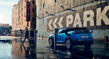 Peugeot e-2008: un B-SUV eléctrico con hasta 310 kilómetros de autonomía que llegará en 2020
