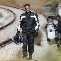Protección e impermeabilidad con Seventy Degrees, para que el invierno no te baje de la moto 