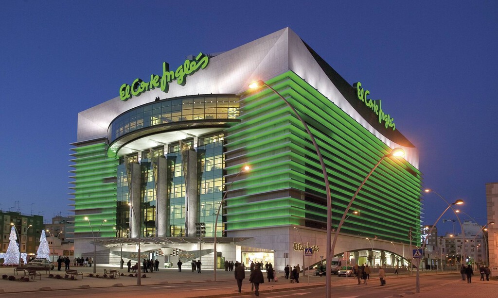 Ahórrate el IVA comprando móviles, tablets, televisores y más en El Corte Inglés: estos son los mejores chollos que hemos encontrado