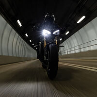 La Triumph Speed Triple 1200 RS llegará con un aumento de cilindrada y potencia, para ponerse al nivel de KTM