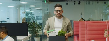 If you resign, you need to give advance notice of voluntary resignation: how and when to give it