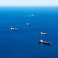 Rusia montó una red secreta para vender 90.000 millones en petróleo. Ha caído por usar el mismo servidor de correo 