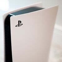 La nueva PS5 Slim es el regalo estrella de esta Navidad. Y ahora la tienes rebajada junto a Spider-Man 2 en estas tiendas 