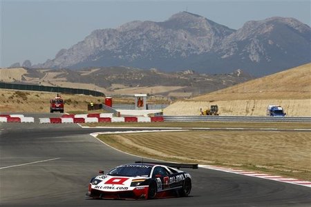 All-Inkl roza la perfección en el circuito de Navarra