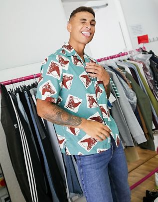 Camisa de corte estándar con cuello con solapas en azul con estampado de caballo de Original Penguin