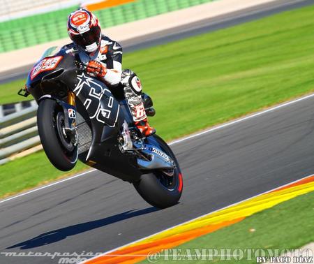 Nicky Hayden sobre su nueva moto del Power Electonics Aspar