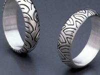 Anillos para amantes de las motos