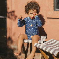 Los más bonitos bañadores con protección solar para bebés y niños