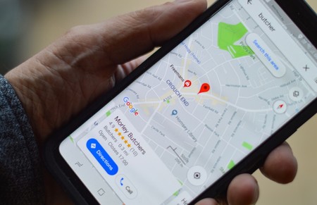 Google Maps cambia de voz, y así suena ahora sin las vocales infinitas al final de cada frase