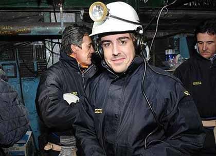 Alonso admite que es una 'locura' pensar en ganar el Mundial 2008