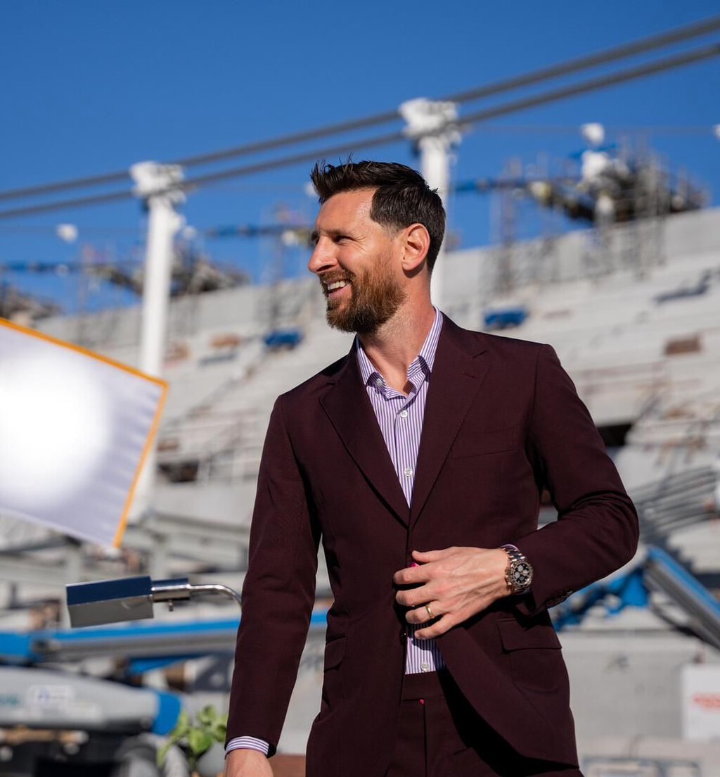 El reloj que Messi elige para el tiempo fuera del césped es un Rolex al que el futbolista le pone su propia chispa 