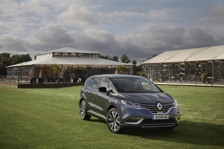 Renault Espace TCe 225cv, con el picante de Renault Sport para sentir adrenalina en familia