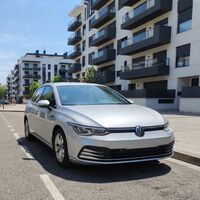 La DGT sentencia los desplazamientos en verano: "la batería de un coche está diseñada para funcionar de forma óptima a solo 25º"