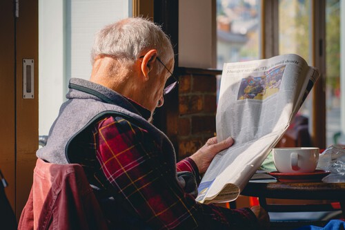 Los mayores de 65 años que se niegan a jubilarse: "Se vende como la meta dorada, pero para algunos es un abismo existencial"