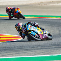 Sam Lowes pone la directa hacia el título de Moto2 dominando de nuevo en MotorLand