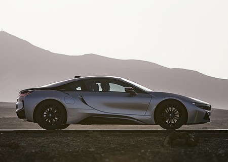 Bmw I8 Coupe 2019 1280 08