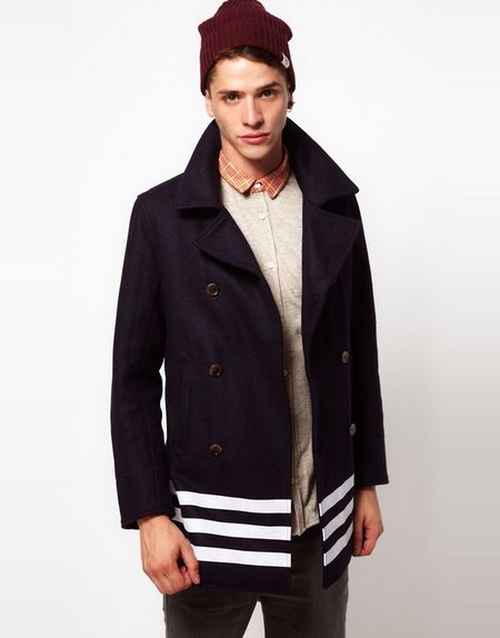 El 'peacoat', el abrigo preferido de este otoño-invierno 2012/2013 (II)