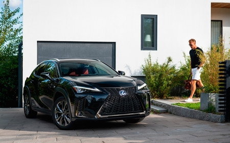 Lexus UX 250h, precios