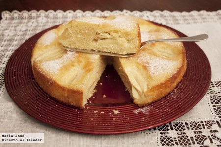 Bizcocho de manzanas cuarteadas. Receta