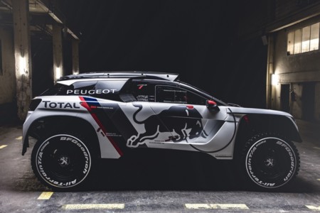 Abran paso al nuevo Peugeot 3008 DKR que competirá en el Rally Dakar 2017