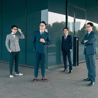 Los jóvenes de la élite tecnológica de Silicon Valley ya no beben alcohol: el nuevo "irse de fiesta" es trabajar 92 horas