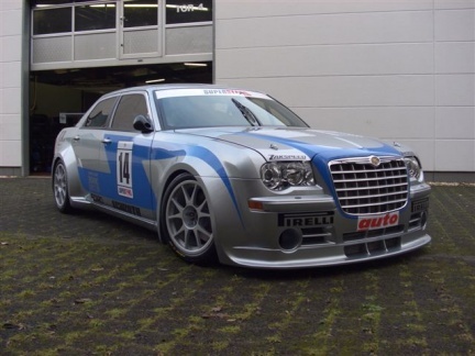 Chrysler 300C SRT 8 de Zakspeed para competición