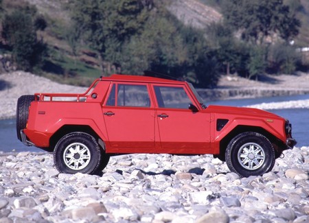 Lamborghini Lm002 40