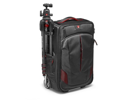 Manfrotto Pro Light Reloader-55, la maleta a medida para fotógrafos viajeros