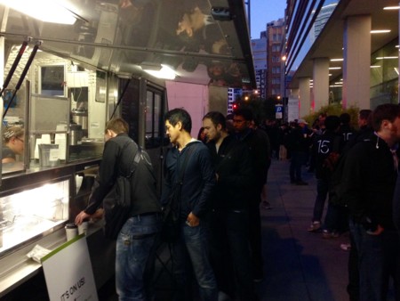 Café y donuts gratis en la fila de WWDC15
