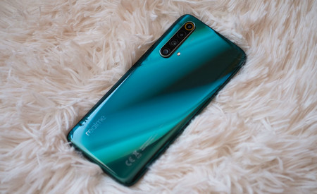 Realme X50 09