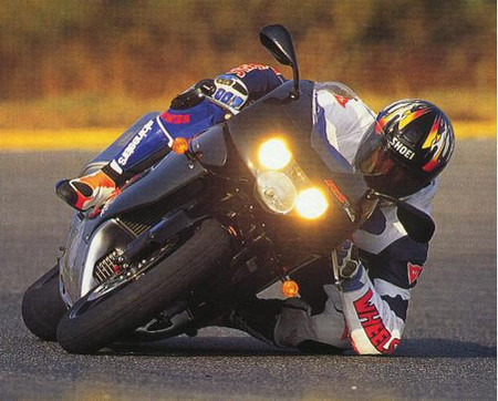 aprilia-rsv-mille-r.jpg