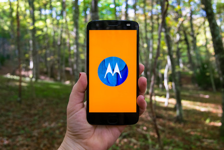 Desde España: el resistente Motorola Moto Z2 Force, con 6GB de RAM por 388 euros