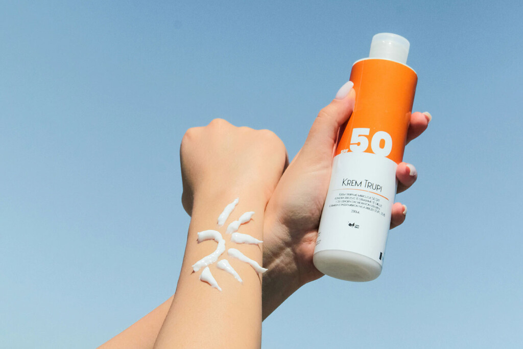 Que la AEMPS retire seis cremas solares es buena noticia. Que se lo haya tenido que pedir la OCU es preocupante 