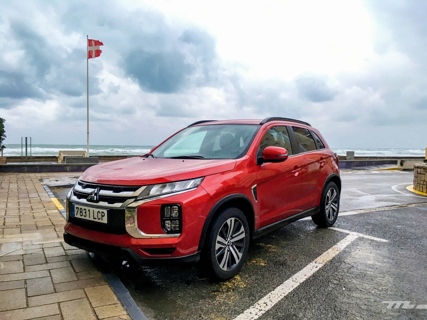 Probamos el nuevo Mitsubishi ASX: lavado de cara para el SUV nipón, que mantiene su filosofía