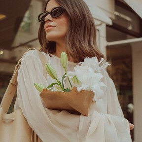 Estas cinco blusas blancas de Zara estilo boho son perfectas para llevar a diario con vaqueros en otoño 2026