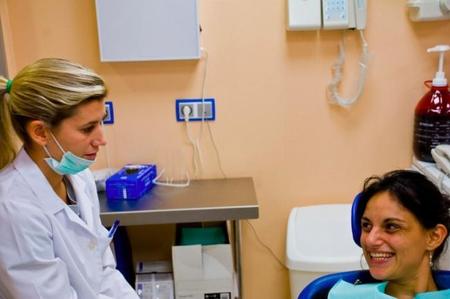 Si estás embarazada, revisa gratuitamente tu salud bucodental este mes de junio