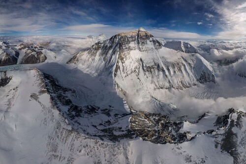 Esta imagen del Everest fue tomada desde un punto más alto que el propio Everest