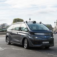 A París le costará caro inundar sus calles con taxis autónomos: el 'robotaxi' de Navya, desde 250.000 euros